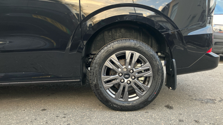 Ford Tourneo Custom 320 L1 Diesel Fwd 2.0 EcoBlue 136ps H1 Titanium 8 seater